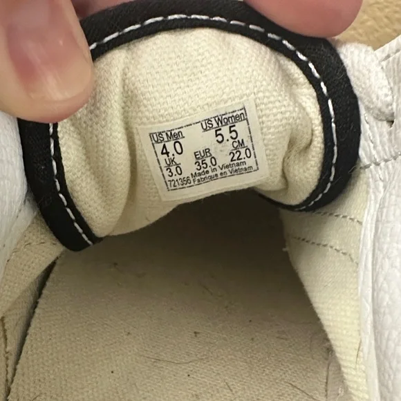 Vans Black and White Classic Plarform Sneakers - Picture 4 of 8